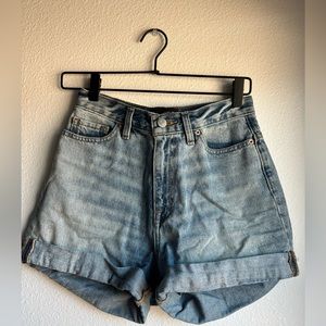 UO BDG High waisted Mom Shorts